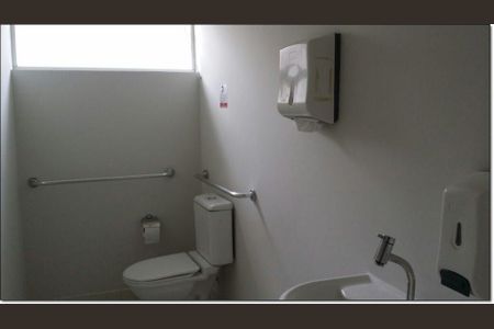 Casa à venda com 222m², 10 quartos e 4 vagas