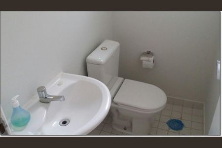 Casa à venda com 222m², 10 quartos e 4 vagas