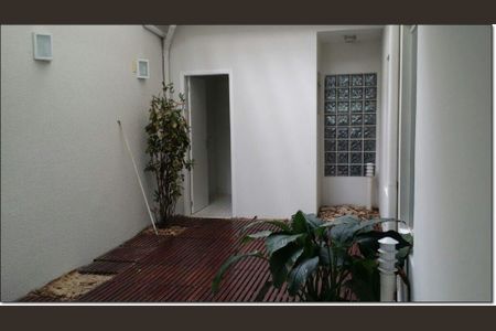 Casa à venda com 222m², 10 quartos e 4 vagas