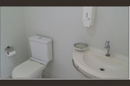 Casa à venda com 222m², 10 quartos e 4 vagas