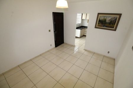 Sala de casa para alugar com 2 quartos, 75m² em Jardim das Industrias, São José dos Campos