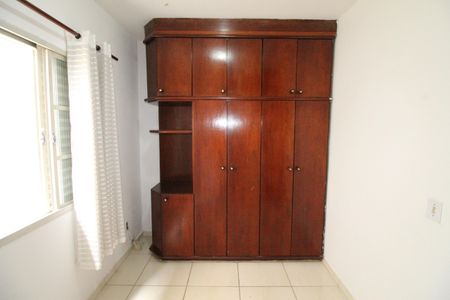 Quarto de casa para alugar com 2 quartos, 75m² em Jardim das Industrias, São José dos Campos