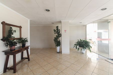 Apartamento à venda com 96m², 3 quartos e 1 vaga Apartamento à venda com 96m², 3 quartos e 1 vagaCondomínio - Hall