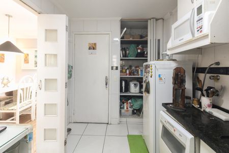 Apartamento à venda com 96m², 3 quartos e 1 vaga Apartamento à venda com 96m², 3 quartos e 1 vagaCozinha