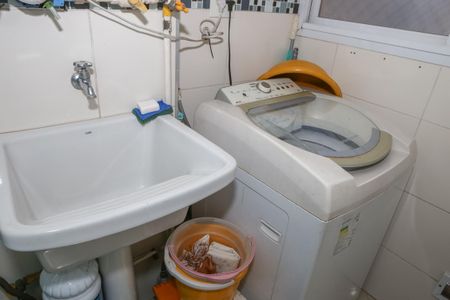 Apartamento à venda com 70m², 3 quartos e 2 vagas Apartamento à venda com 70m², 3 quartos e 2 vagasÁrea de Serviço