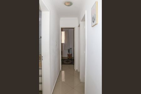 Apartamento à venda com 70m², 3 quartos e 2 vagas Apartamento à venda com 70m², 3 quartos e 2 vagasCorredor