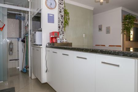 Apartamento à venda com 70m², 3 quartos e 2 vagas Apartamento à venda com 70m², 3 quartos e 2 vagasCozinha
