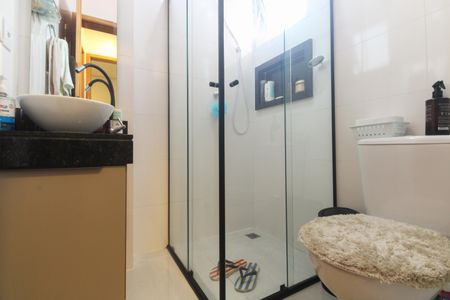 Apartamento à venda com 45m², 2 quartos e sem vaga Apartamento à venda com 45m², 2 quartos e sem vagaBanheiro