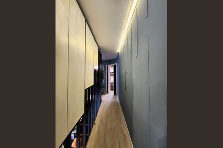 Apartamento à venda com 78m², 2 quartos e 1 vaga Apartamento à venda com 78m², 2 quartos e 1 vagaCorredor