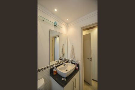 Apartamento à venda com 65m², 2 quartos e 1 vagaBanheiro da Suíte