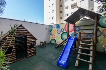 Apartamento à venda com 65m², 2 quartos e 1 vagaÁrea comum - Playground