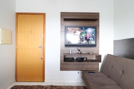 Sala de apartamento para alugar com 1 quarto, 45m² em Presidente Roosevelt, Uberlândia