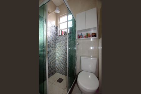 Apartamento para alugar com 60m², 2 quartos e 1 vaga Apartamento para alugar com 60m², 2 quartos e 1 vagaBanheiro da Suíte 1