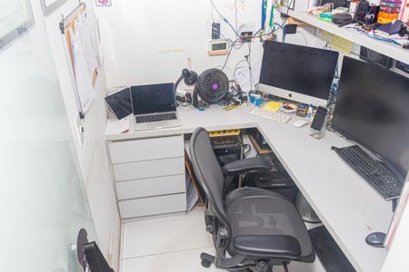 Apartamento à venda com 124m², 5 quartos e 2 vagasEscritório