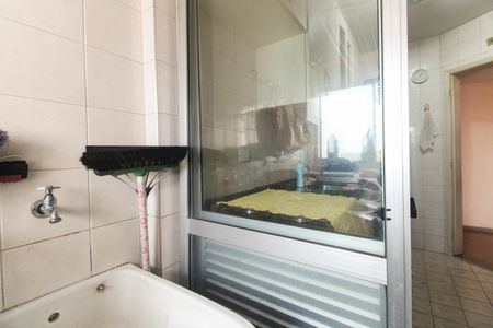Apartamento à venda com 67m², 2 quartos e 1 vagaÁrea de Serviço 