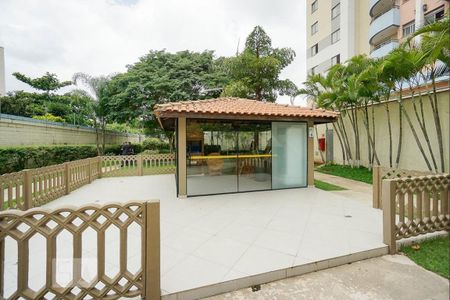 Apartamento à venda com 67m², 2 quartos e 1 vagaCondomínio - Churrasqueira 