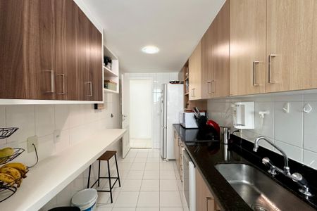 Apartamento à venda com 89m², 3 quartos e 2 vagas Apartamento à venda com 89m², 3 quartos e 2 vagasCozinha e Área de Serviço