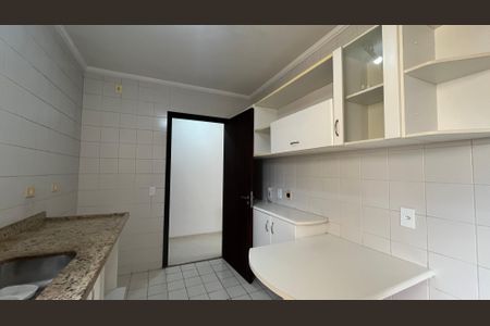 Apartamento à venda com 80m², 3 quartos e 2 vagasCozinha