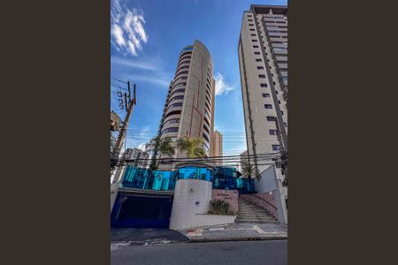 Apartamento à venda com 209m², 4 quartos e 4 vagas Apartamento à venda com 209m², 4 quartos e 4 vagasFachada