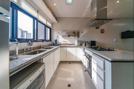 Apartamento à venda com 209m², 4 quartos e 4 vagas Apartamento à venda com 209m², 4 quartos e 4 vagasCopa e Cozinha