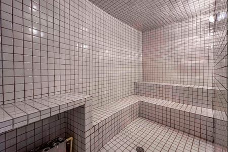 Apartamento à venda com 209m², 4 quartos e 4 vagas Apartamento à venda com 209m², 4 quartos e 4 vagasSauna