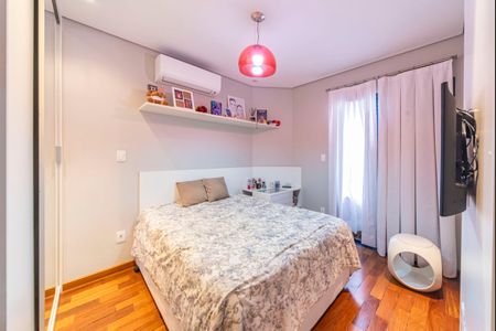 Apartamento à venda com 209m², 4 quartos e 4 vagas Apartamento à venda com 209m², 4 quartos e 4 vagasQuarto 3