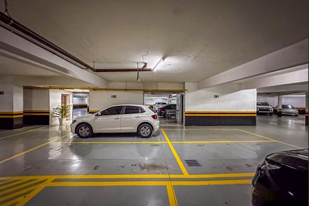 Apartamento à venda com 209m², 4 quartos e 4 vagas Apartamento à venda com 209m², 4 quartos e 4 vagasGaragem