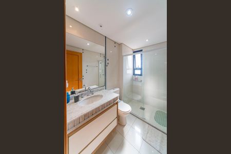 Apartamento à venda com 209m², 4 quartos e 4 vagas Apartamento à venda com 209m², 4 quartos e 4 vagasBanheiro do Quarto 4