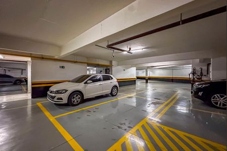 Apartamento à venda com 209m², 4 quartos e 4 vagas Apartamento à venda com 209m², 4 quartos e 4 vagasGaragem