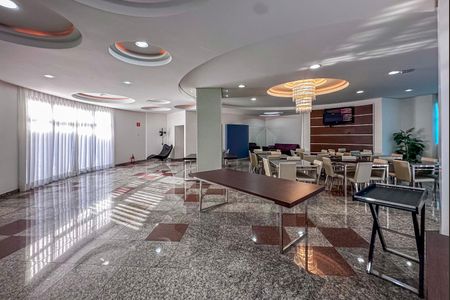 Apartamento à venda com 209m², 4 quartos e 4 vagas Apartamento à venda com 209m², 4 quartos e 4 vagasÁrea comum - Salão de festas