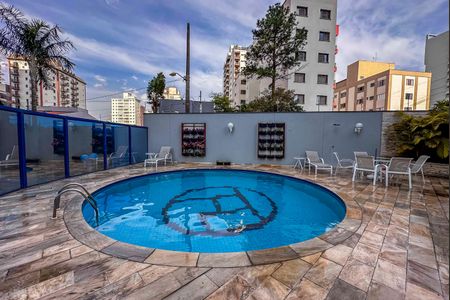 Apartamento à venda com 209m², 4 quartos e 4 vagas Apartamento à venda com 209m², 4 quartos e 4 vagasÁrea comum - Piscina