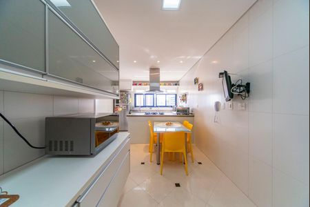 Apartamento à venda com 209m², 4 quartos e 4 vagas Apartamento à venda com 209m², 4 quartos e 4 vagasCopa e Cozinha