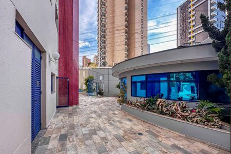 Apartamento à venda com 209m², 4 quartos e 4 vagas Apartamento à venda com 209m², 4 quartos e 4 vagasÁrea comum