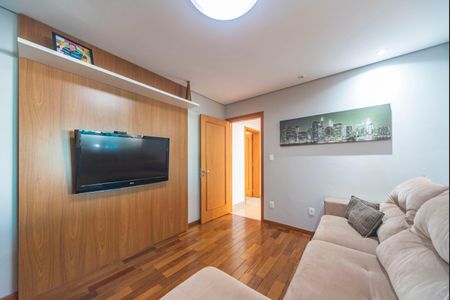 Apartamento à venda com 209m², 4 quartos e 4 vagas Apartamento à venda com 209m², 4 quartos e 4 vagasSala de Tv