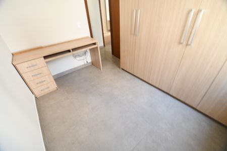 Quarto 1 de apartamento para alugar com 3 quartos, 69m² em Mansões Santo Antônio, Campinas