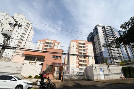 Apartamento à venda com 69m², 3 quartos e 1 vagaFachada e portaria