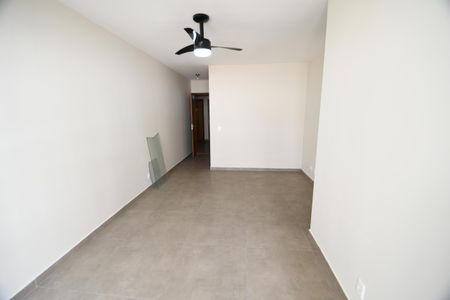 Apartamento à venda com 69m², 3 quartos e 1 vagaSala