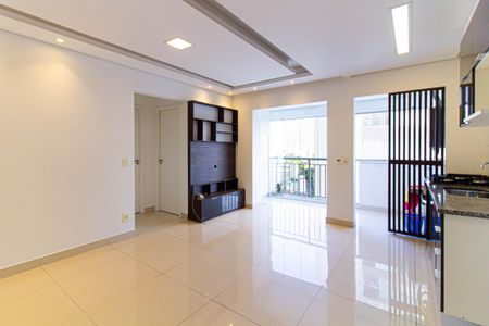 Sala / Cozinha de apartamento à venda com 2 quartos, 50m² em Barra Funda, São Paulo