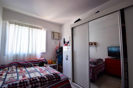Apartamento à venda com 64m², 2 quartos e 1 vaga Apartamento à venda com 64m², 2 quartos e 1 vagaSuíte
