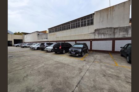 Apartamento à venda com 64m², 2 quartos e 1 vaga Apartamento à venda com 64m², 2 quartos e 1 vagaGaragem