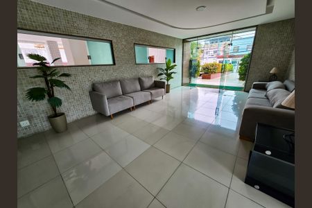 Apartamento à venda com 64m², 2 quartos e 1 vaga Apartamento à venda com 64m², 2 quartos e 1 vagaHall de entrada