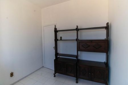 Apartamento para alugar com 98m², 3 quartos e sem vaga