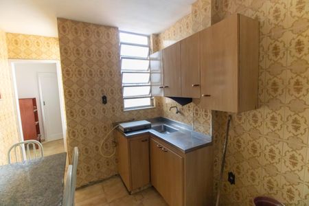 Apartamento para alugar com 98m², 3 quartos e sem vaga