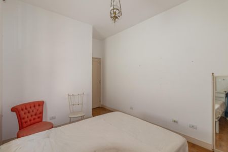 Casa à venda com 175m², 3 quartos e 3 vagas Casa à venda com 175m², 3 quartos e 3 vagasQuarto 2