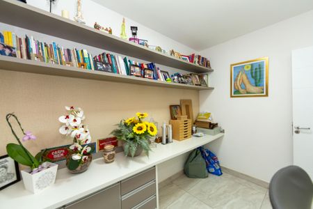 Apartamento à venda com 70m², 3 quartos e 2 vagasQuarto 2