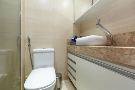 Apartamento à venda com 70m², 3 quartos e 2 vagasBanheiro