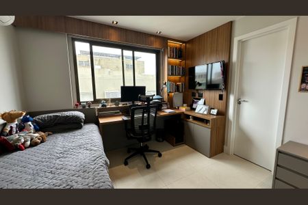 Apartamento à venda com 155m², 4 quartos e 3 vagas Apartamento à venda com 155m², 4 quartos e 3 vagasSuíte 3
