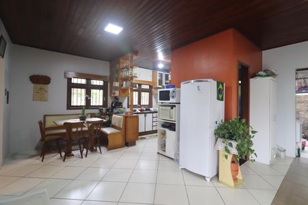 Casa à venda com 231m², 5 quartos e 2 vagasCozinha