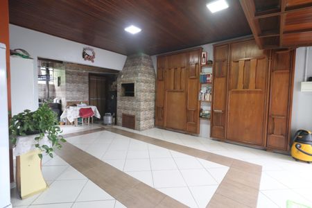 Casa à venda com 231m², 5 quartos e 2 vagasCozinha