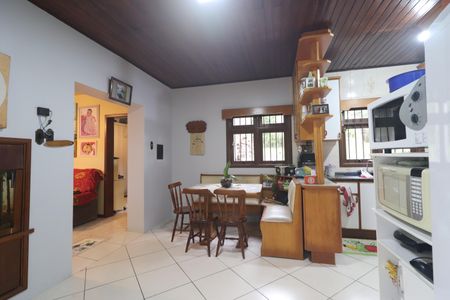 Casa à venda com 231m², 5 quartos e 2 vagasCozinha